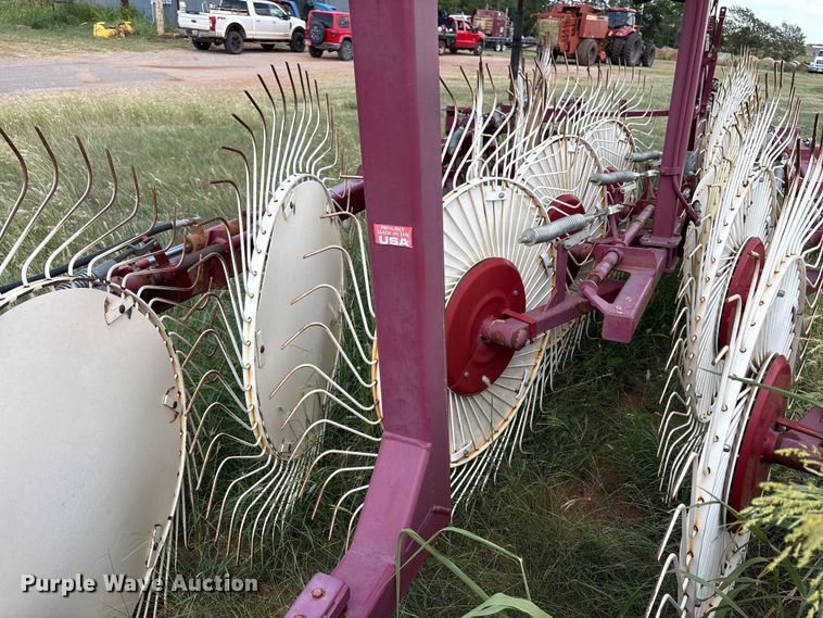 image for item EW8999 2015 Rowse hay rake