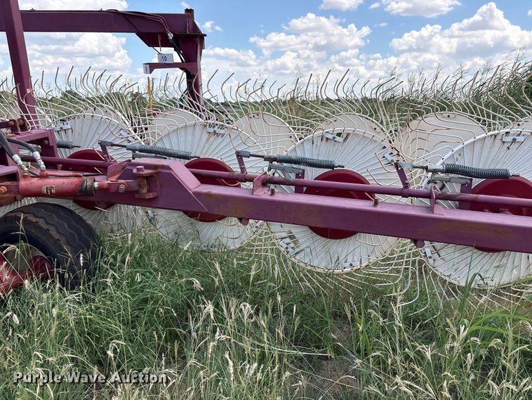 image for item EW8999 2015 Rowse hay rake