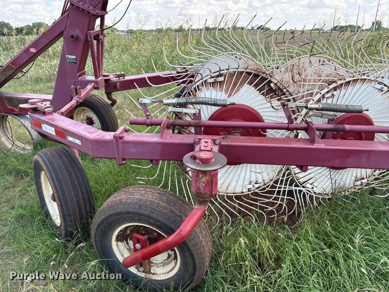 image for item EW8999 2015 Rowse hay rake