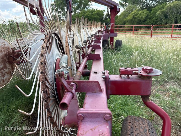 image for item EW8999 2015 Rowse hay rake