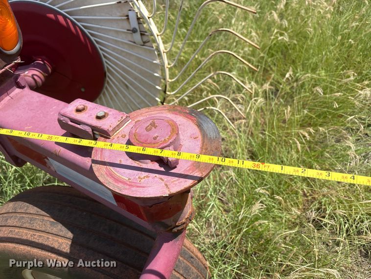 image for item EW8999 2015 Rowse hay rake