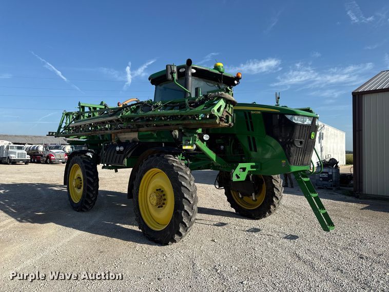 image for item EX2017 2014 John Deere R4038 sprayer