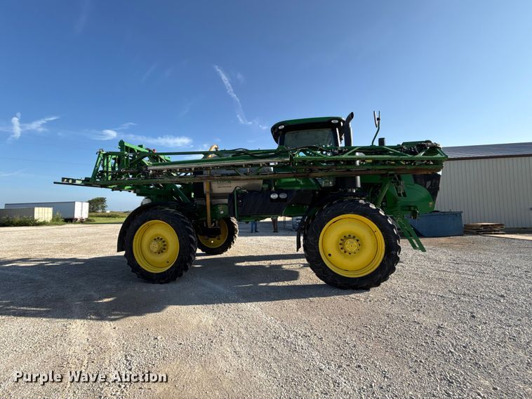 image for item EX2017 2014 John Deere R4038 sprayer