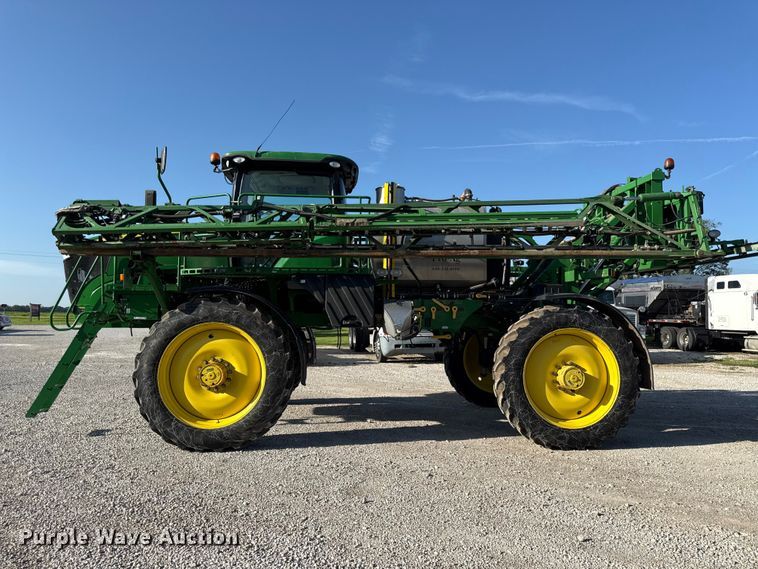 image for item EX2017 2014 John Deere R4038 sprayer