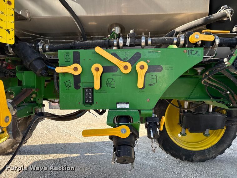 image for item EX2017 2014 John Deere R4038 sprayer