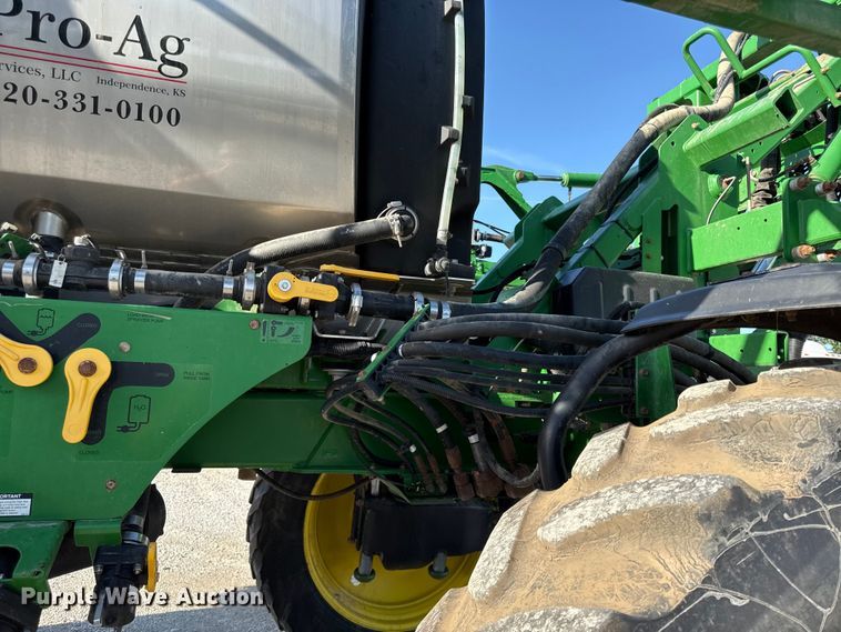 image for item EX2017 2014 John Deere R4038 sprayer