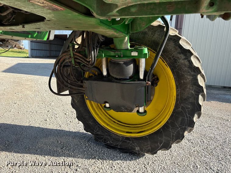 image for item EX2017 2014 John Deere R4038 sprayer