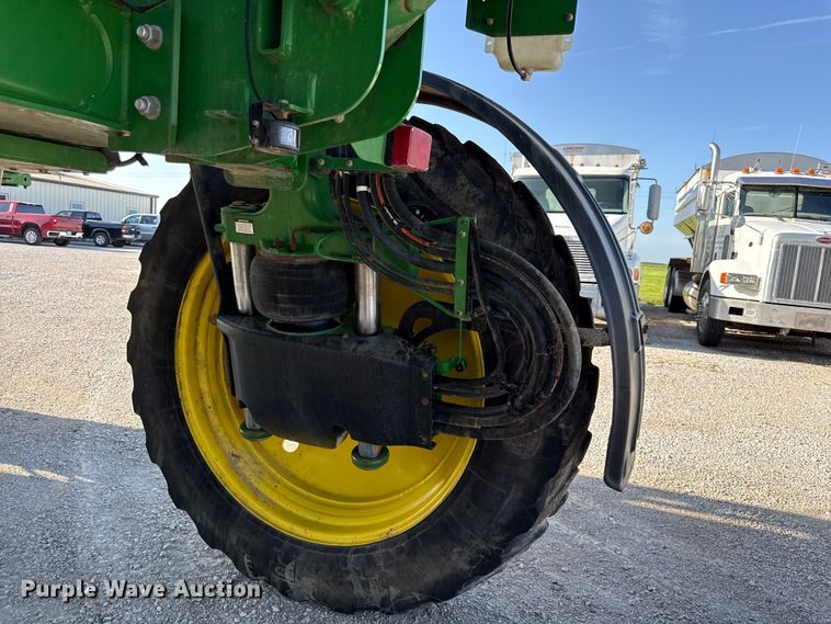 image for item EX2017 2014 John Deere R4038 sprayer