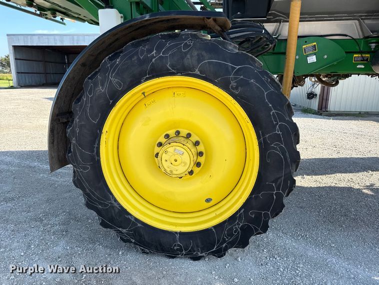 image for item EX2017 2014 John Deere R4038 sprayer