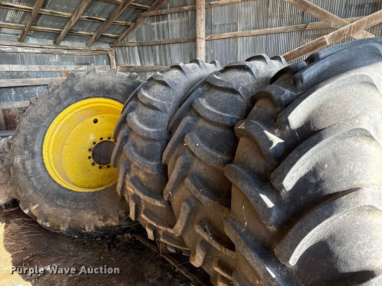 image for item EX2017 2014 John Deere R4038 sprayer