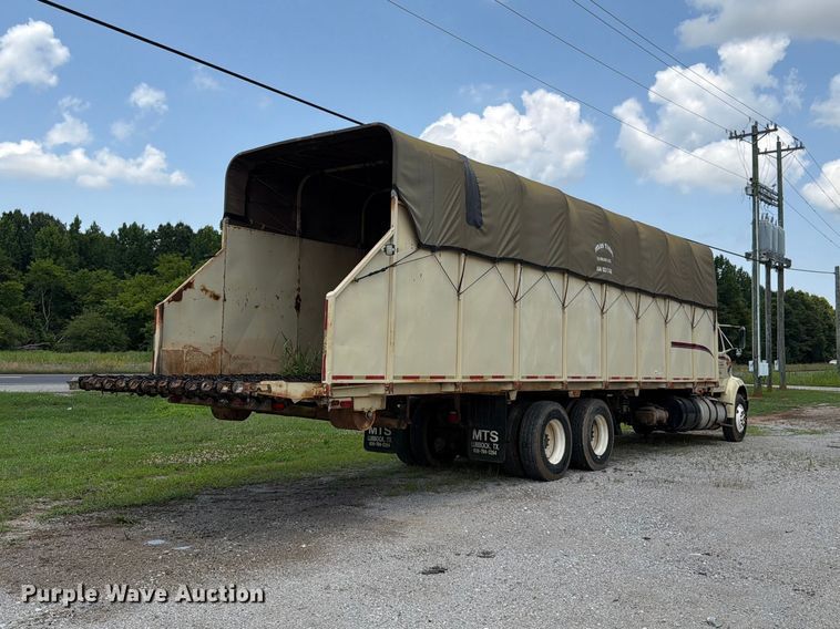 image for item EX3014 1992 International F-8100 cotton module transport truck