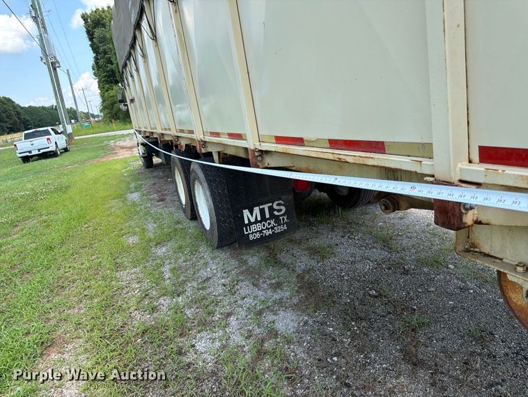image for item EX3014 1992 International F-8100 cotton module transport truck