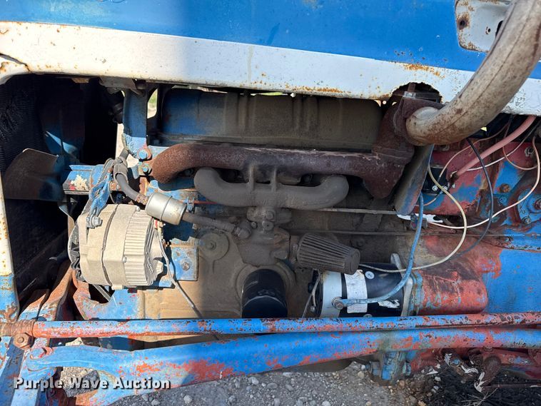 image for item FB6897 Ford tractor