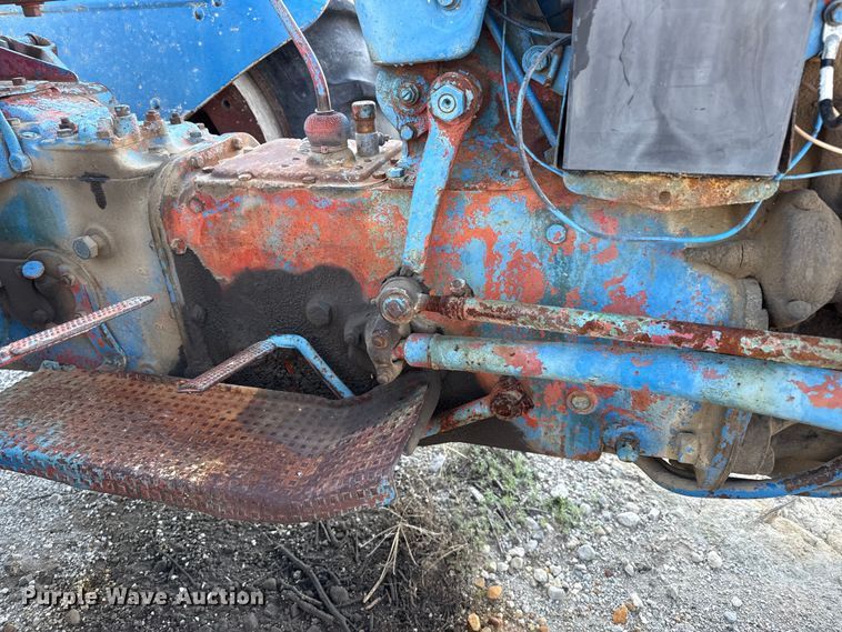 image for item FB6897 Ford tractor