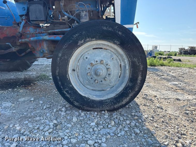 image for item FB6897 Ford tractor