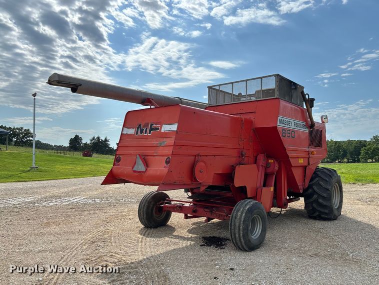 image for item FC1874 1984 Massey Ferguson 850 combine