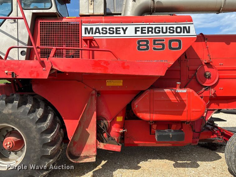 image for item FC1874 1984 Massey Ferguson 850 combine