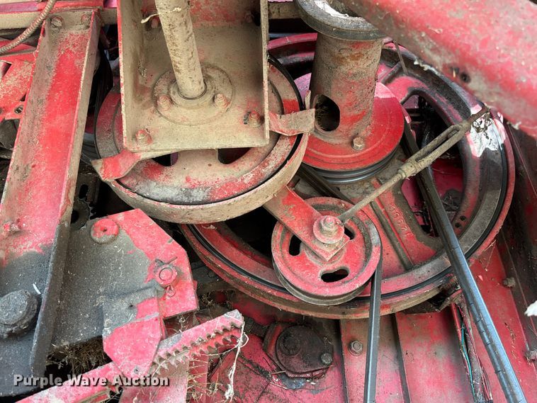 image for item FC1874 1984 Massey Ferguson 850 combine