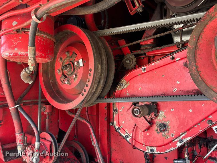 image for item FC1874 1984 Massey Ferguson 850 combine