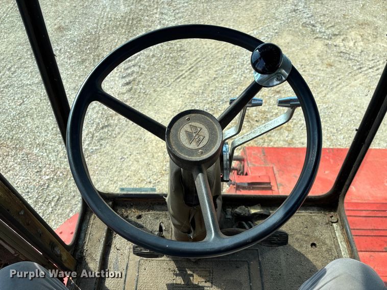 image for item FC1874 1984 Massey Ferguson 850 combine