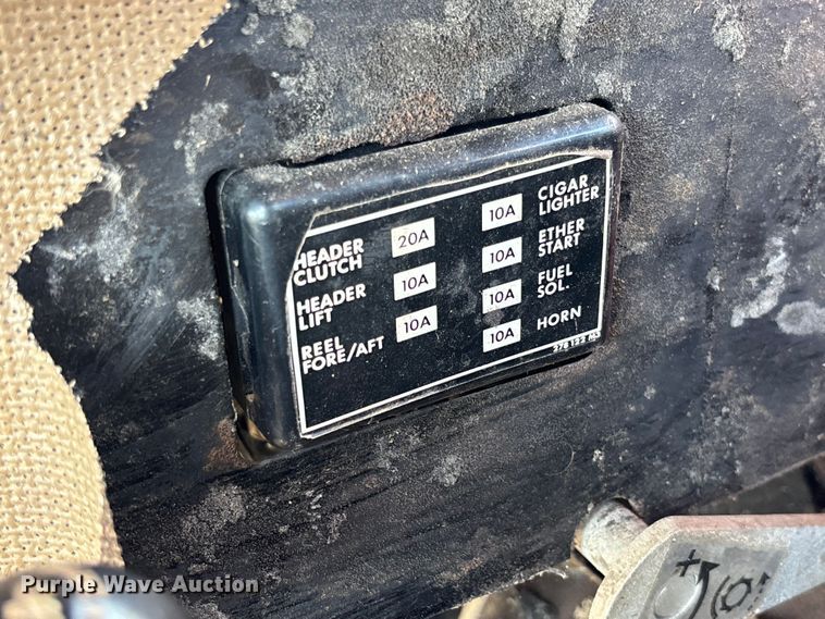 image for item FC1874 1984 Massey Ferguson 850 combine
