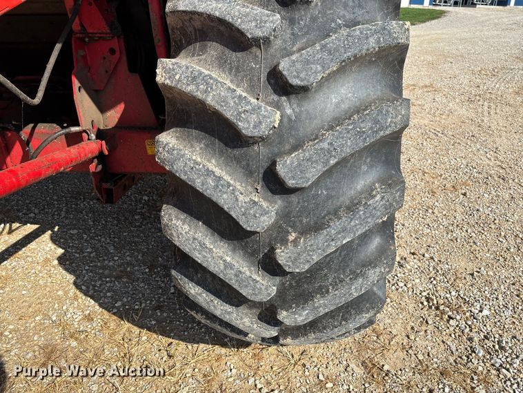 image for item FC1874 1984 Massey Ferguson 850 combine