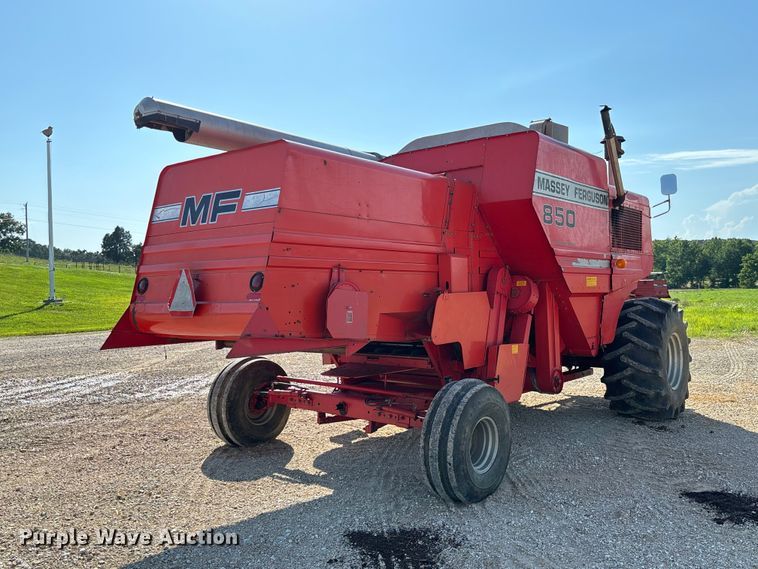 image for item FC1875 1983 Massey Ferguson 850 combine