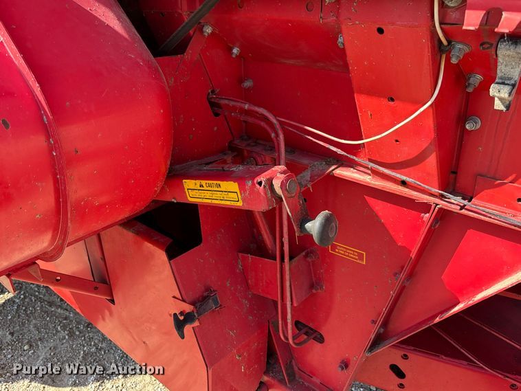image for item FC1875 1983 Massey Ferguson 850 combine