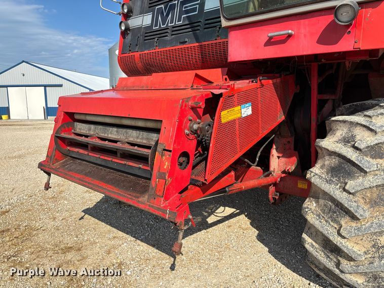 image for item FC1875 1983 Massey Ferguson 850 combine