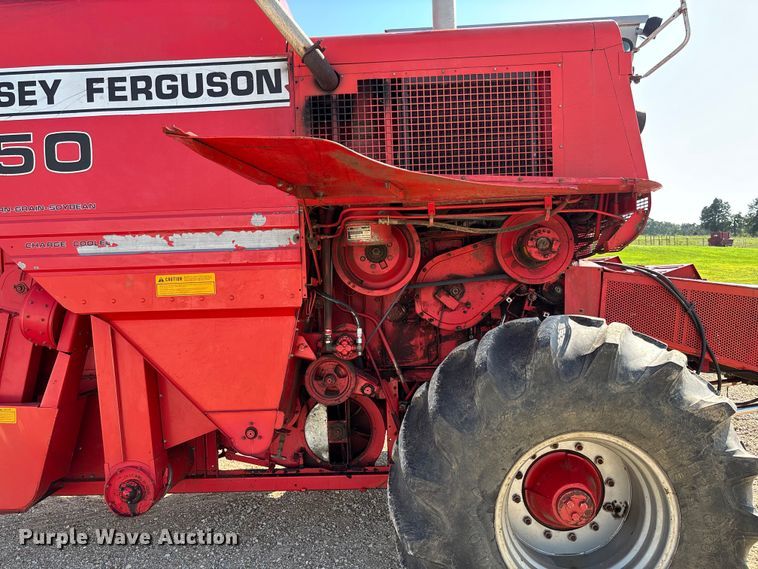 image for item FC1875 1983 Massey Ferguson 850 combine