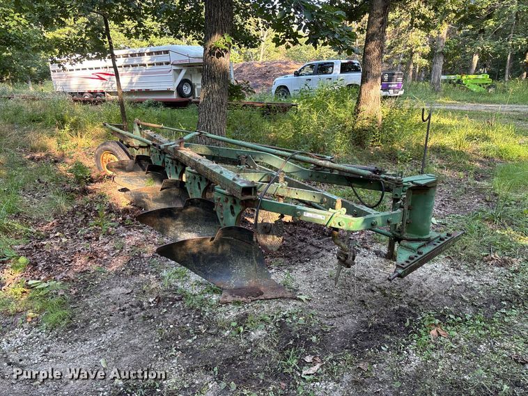 image for item FC1879 John Deere five bottom plow