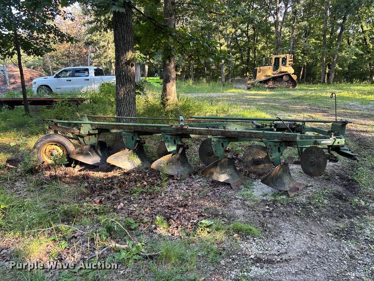 image for item FC1879 John Deere five bottom plow