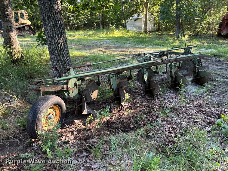 image for item FC1879 John Deere five bottom plow
