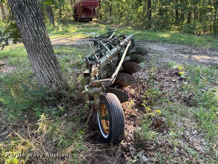 image for item FC1879 John Deere five bottom plow