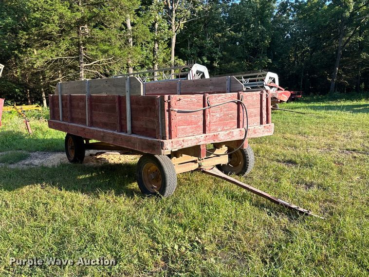 image for item FC1884 John Deere dump wagon