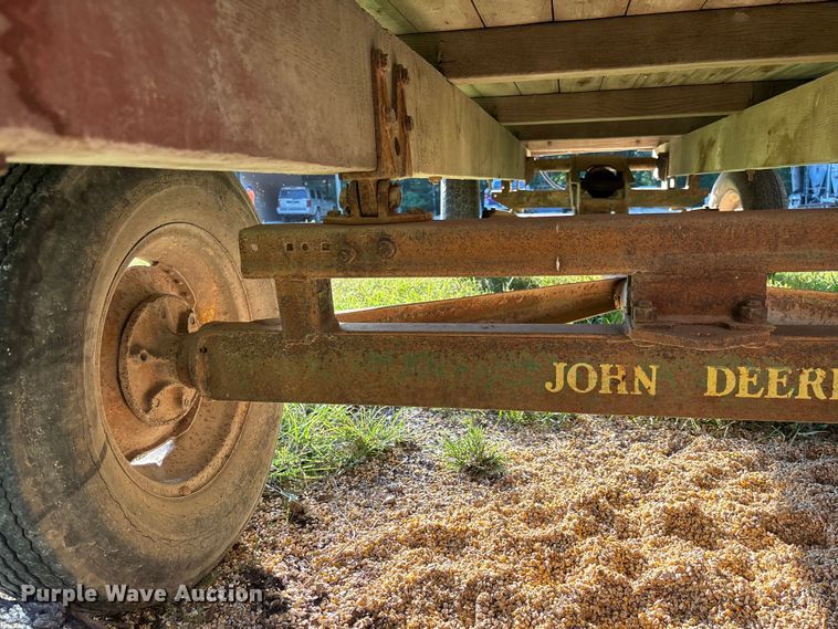 image for item FC1884 John Deere dump wagon