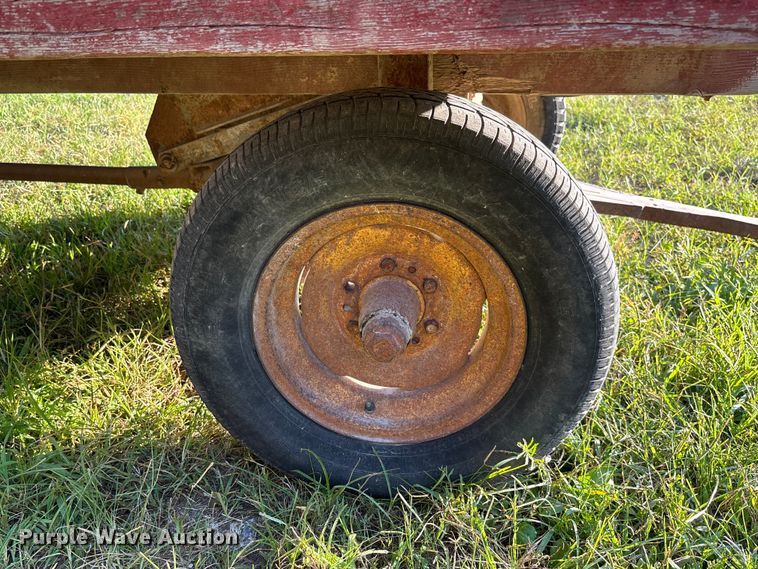 image for item FC1884 John Deere dump wagon