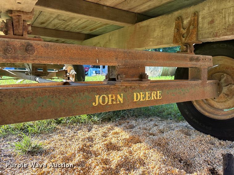 image for item FC1884 John Deere dump wagon