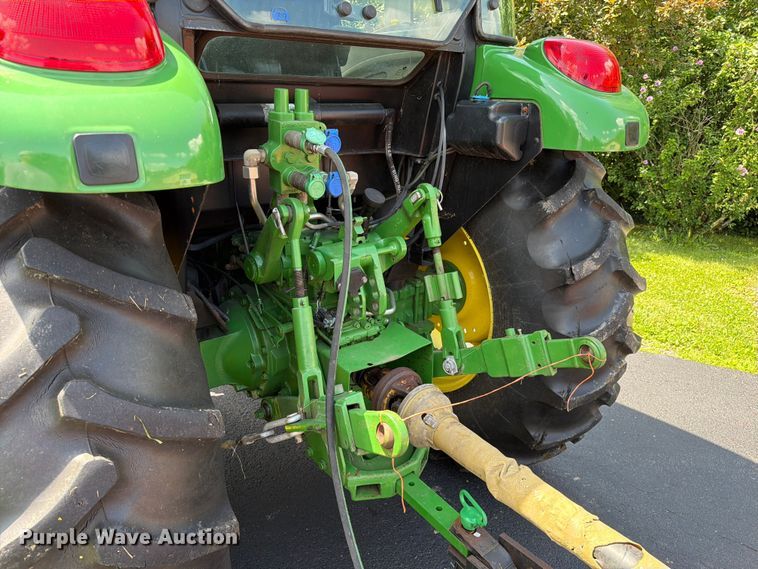 image for item FC3216 2013 John Deere 5101E MFWD tractor