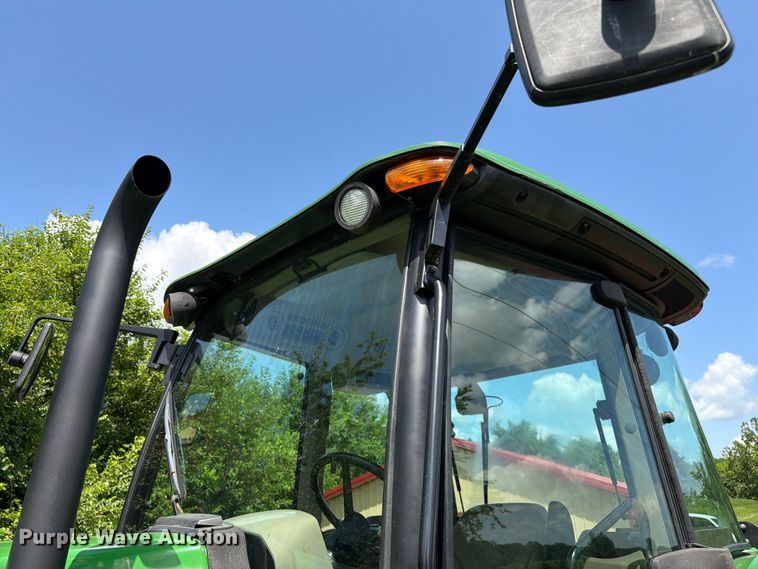 image for item FC3216 2013 John Deere 5101E MFWD tractor
