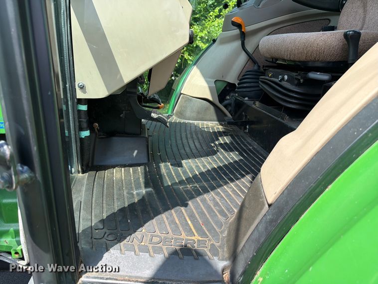 image for item FC3216 2013 John Deere 5101E MFWD tractor