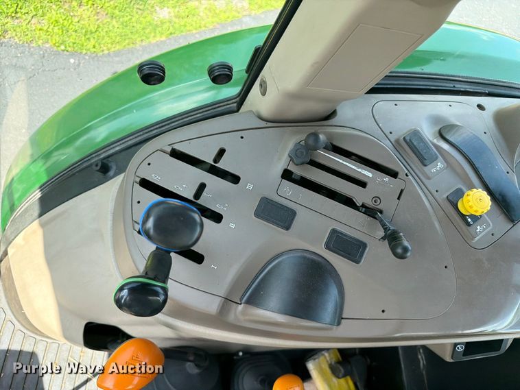 image for item FC3216 2013 John Deere 5101E MFWD tractor