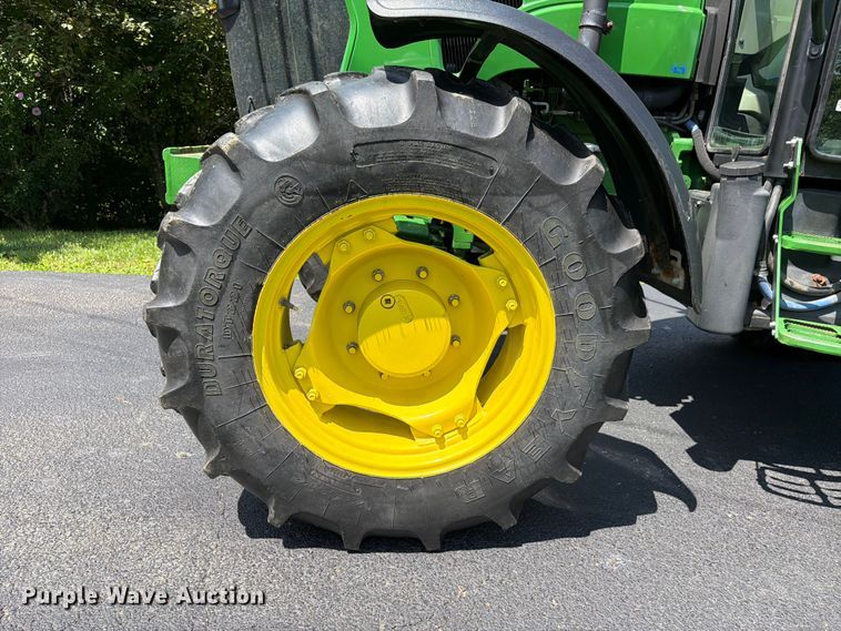 image for item FC3216 2013 John Deere 5101E MFWD tractor