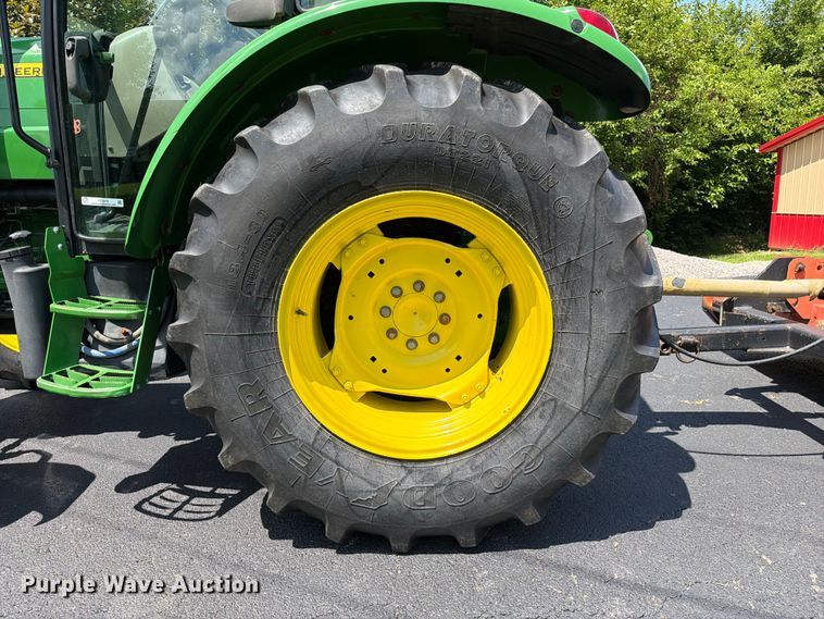 image for item FC3216 2013 John Deere 5101E MFWD tractor