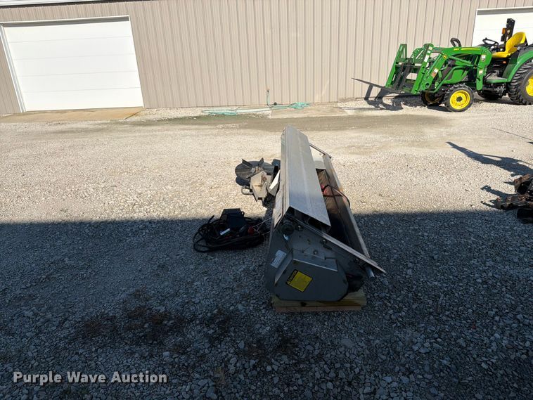 image for item FK3138 Swenson spreader