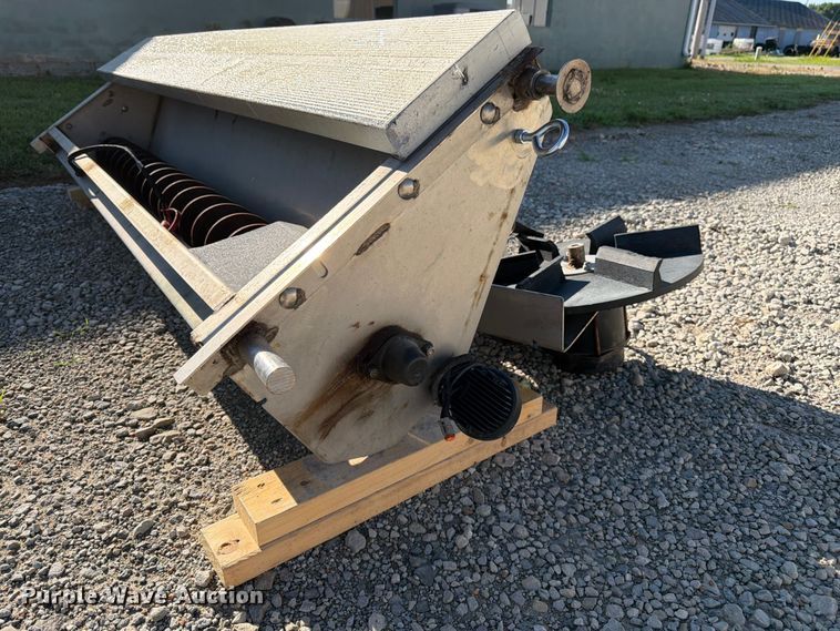 image for item FK3138 Swenson spreader