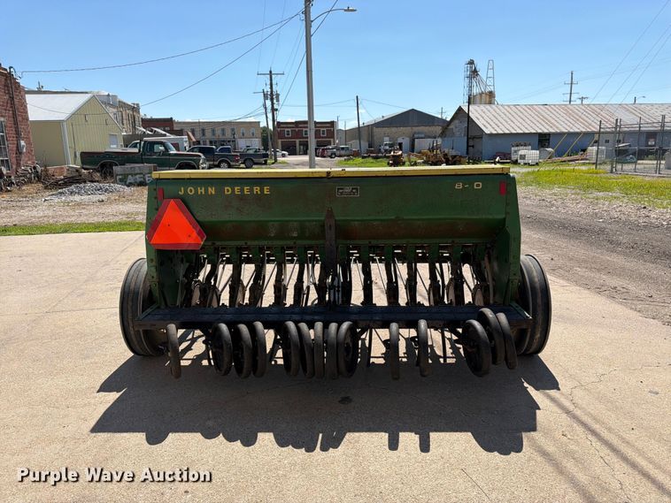 image for item FK3139 John Deere 8200 grain drill