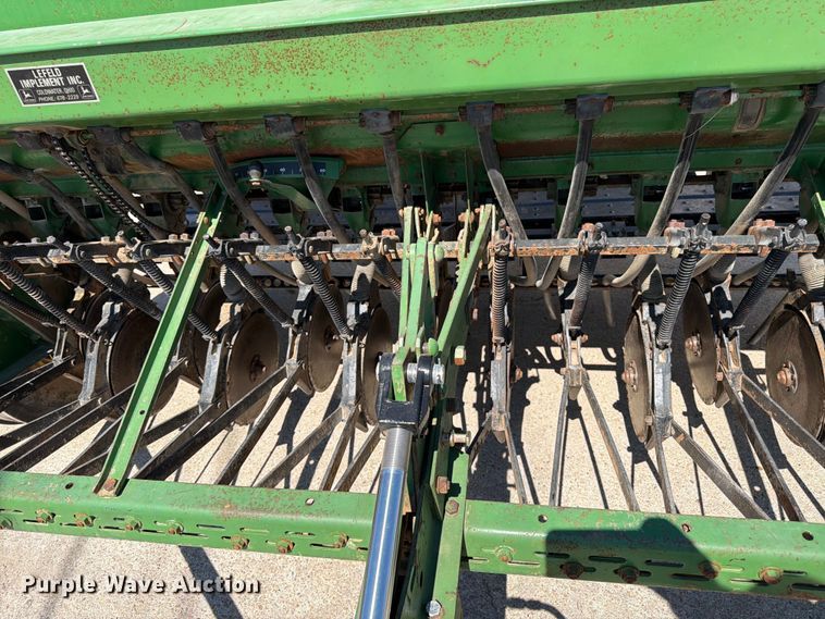 image for item FK3139 John Deere 8200 grain drill