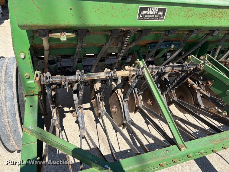 image for item FK3139 John Deere 8200 grain drill