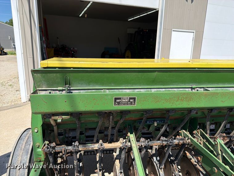 image for item FK3139 John Deere 8200 grain drill